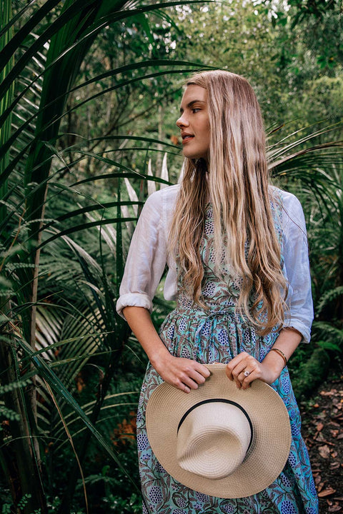 JIN APRON DRESS - GREEN FLORAL