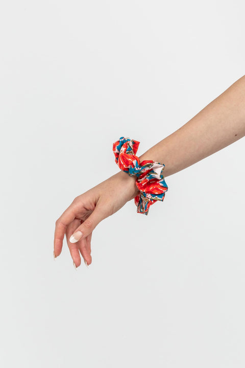 SCRUNCHIE - RED FLORAL